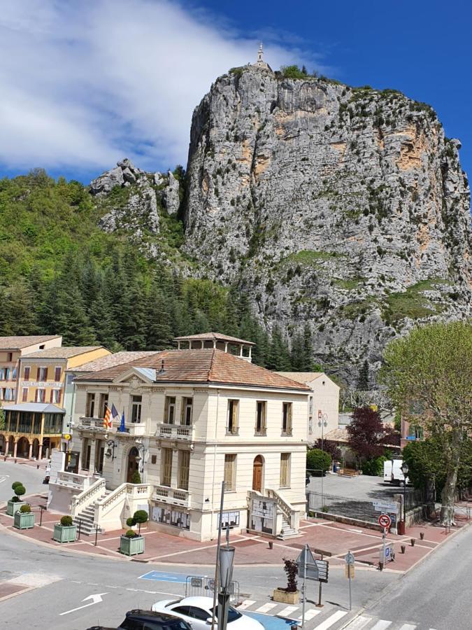 Ma Petite Auberge Кастеллан Экстерьер фото