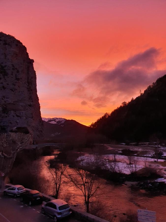Ma Petite Auberge Кастеллан Экстерьер фото